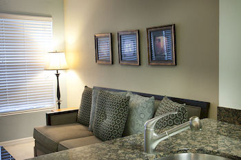 Williams Town Colindale Apartments מראה חיצוני תמונה